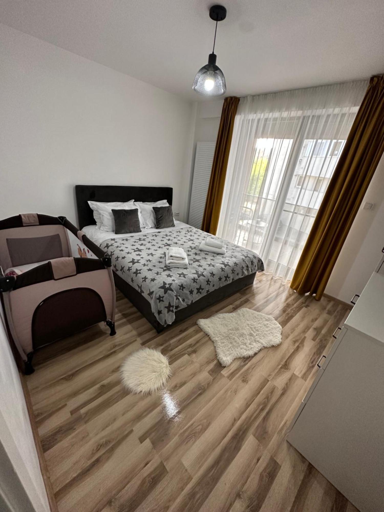 Escape Lounge Διαμέρισμα Κραϊόβα Εξωτερικό φωτογραφία